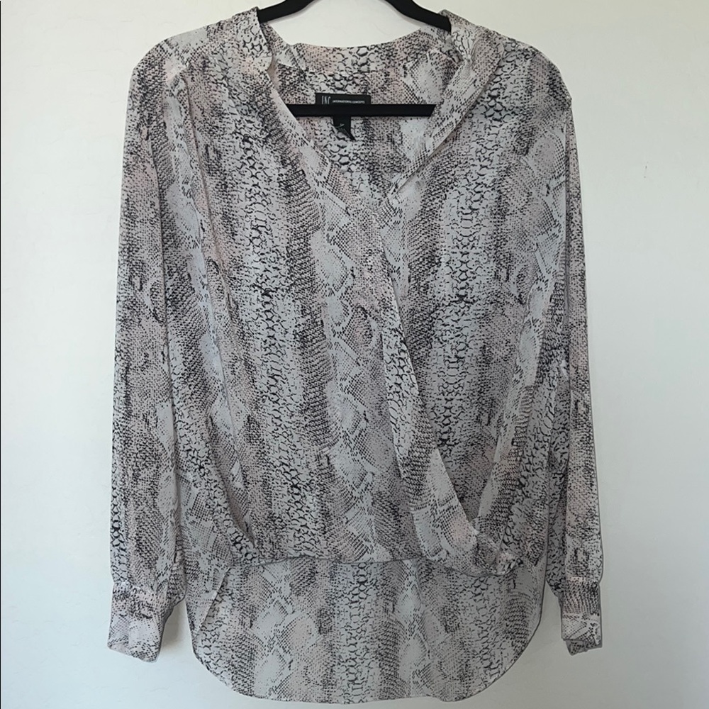 INC International Concepts Gray Long Sleeve Relaxed Blouse